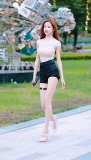 小姐姐带脚环,小姐姐的自律生活轨迹